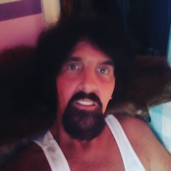 Meet your Posher, Keith - Picture 1 of 1